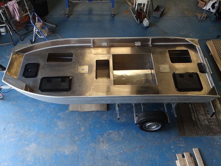 Aluminium Fischerboot (94)